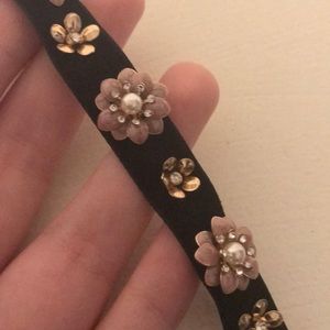 Black floral choker